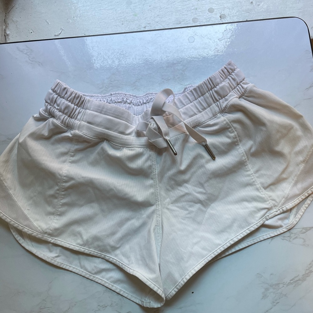 LULULEMON white shorts
